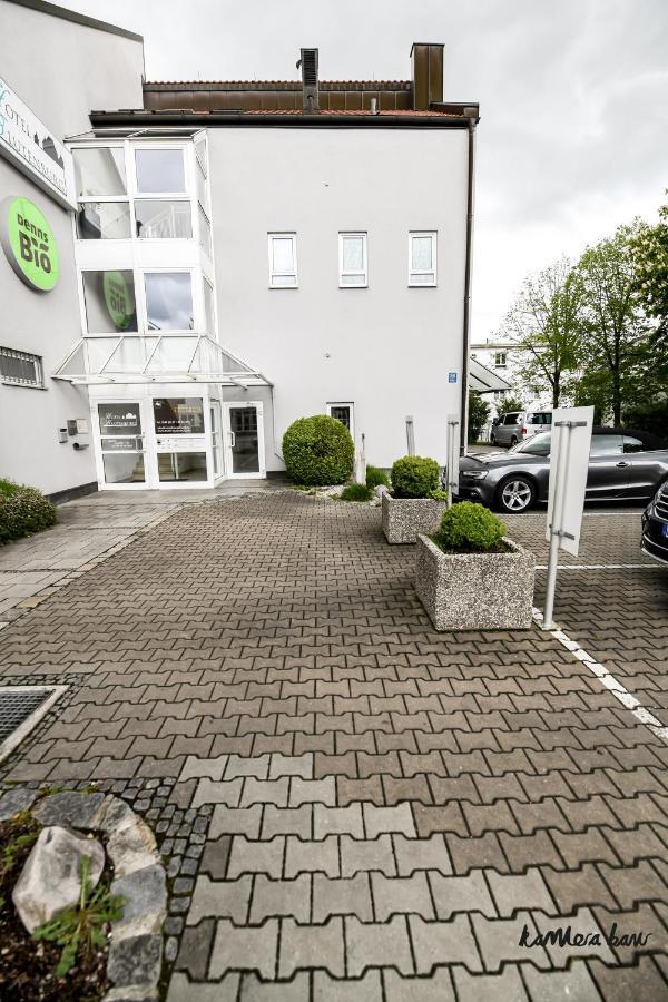 Hotel Blutenburg Munich Exterior photo